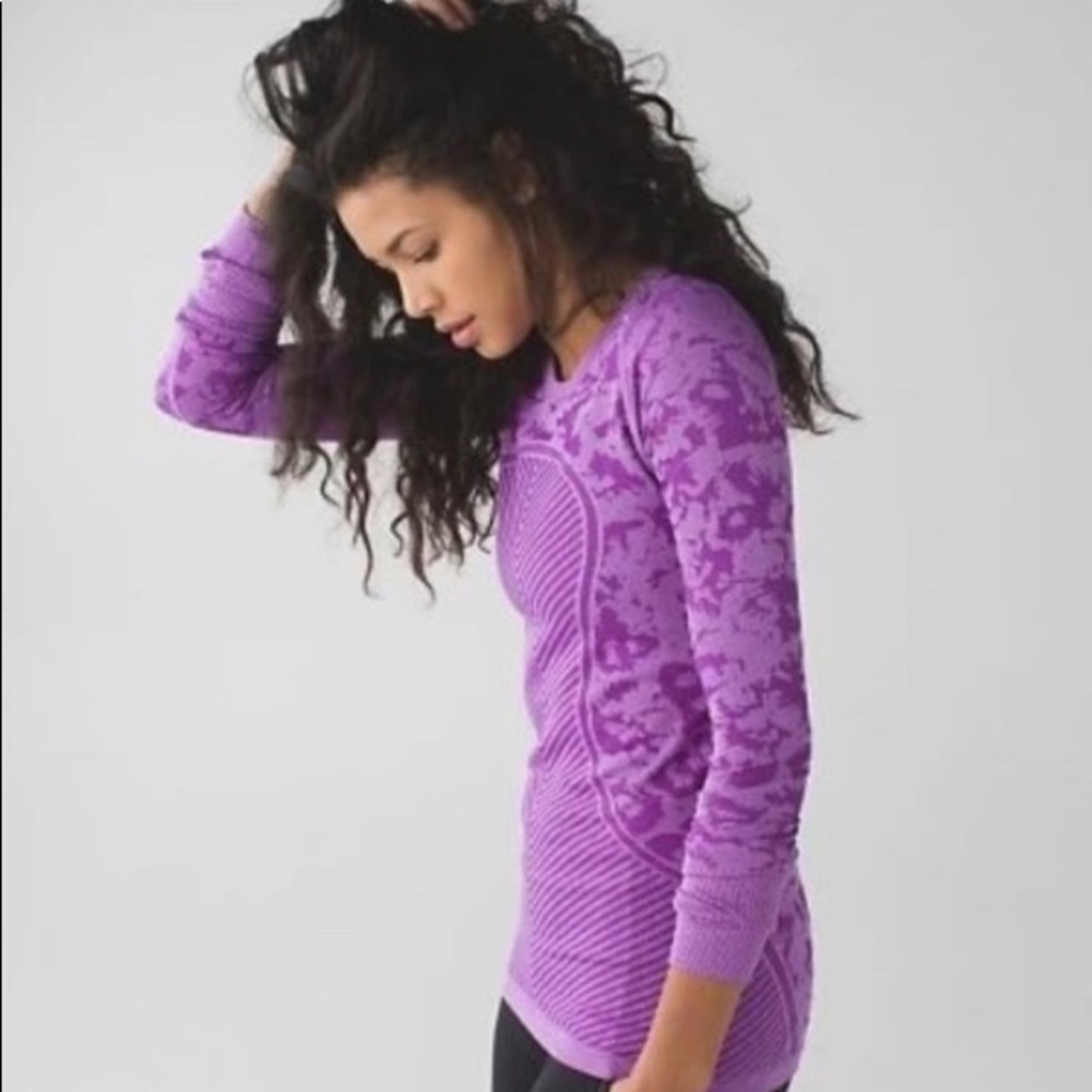 Lululemon Swiftly Run Long Sleeve SIZE 4